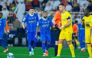 رونالدو پاس گل داد اما زور النصر باز هم به الهلال نرسید رونالدو پاس گل داد اما زور النصر باز هم به الهلال نرسید