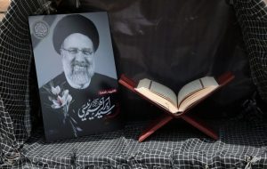 ایرانی ها در سوگ “سید”/ عزاداری مردم برای شهیدان خدمت ایرانی ها در سوگ “سید”/ عزاداری مردم برای شهیدان خدمت