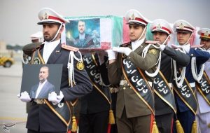 آماده سازی محل خاک سپاری پیکر شهید امیرعبداللهیان + فیلم آماده سازی محل خاک سپاری پیکر شهید امیرعبداللهیان + فیلم