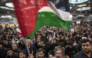رسانه عبری زبان: رئیسی با شعار مرگ بر اسرائیل تشییع شد