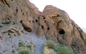 Archaeologist tells of 29 troglodyte sites discovered in northern Iran