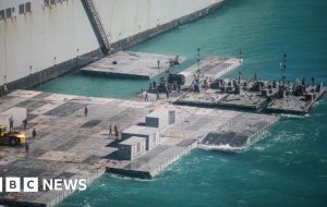 Waves sweep away US-built floating pier in Gaza Waves sweep away US-built floating pier in Gaza