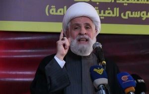 شیخ نعیم قاسم: طرح بایدن درباره غزه صرفا انتخاباتی است شیخ نعیم قاسم: طرح بایدن درباره غزه صرفا انتخاباتی است