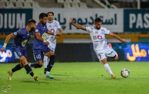 پاشازاده: استقلال باید از بلاتکلیفی خارج شود