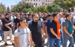 قدردانی دانشجویان فلسطینی در کرانه باختری از سید حسن نصرالله قدردانی دانشجویان فلسطینی در کرانه باختری از سید حسن نصرالله