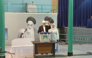 عارف: تعداد آرای بیشتر زمینه برای به همبستگی ملی خواهد شد عارف: تعداد آرای بیشتر زمینه برای به همبستگی ملی خواهد شد