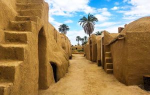 Esfahak hosts overseas tourists amid global village bid