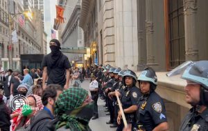 NY police attack pro-Palestine protesters NY police attack pro-Palestine protesters
