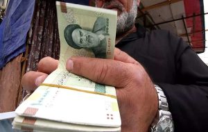 افزایش ۹۰ درصدی حقوق بازنشستگان به تعویق میافتد؟ افزایش ۹۰ درصدی حقوق بازنشستگان به تعویق میافتد؟