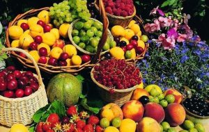 رواج نیم کیلو فروشی در بازار میوه و تره بار!