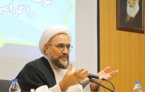 انقلاب اسلامی و گذار از نظام نخبه سالاری به دموکراسی مردمی