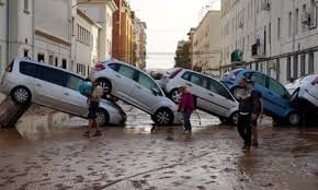 Spain deploys 10,000 more soldiers and police to flooded Valencia