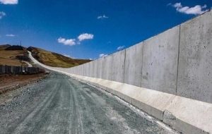 Iran completes 25-km of Eastern border wall to strengthen security