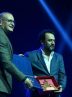 Actor Mostafa Zamani honored at Tunisian National Theater Festival