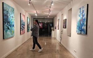 “Another Perspective” painting exhibition underway at Laleh Gallery