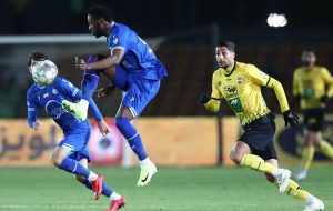 Esteghlal, Sepahan share the spoils: PGPL