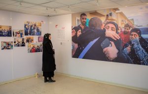 “Yahya’s Prophecy” exhibit showcases stories of resilience in war refugee camps