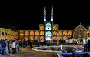 Amir Chakhmaq complex: a glorious jewel of Yazd