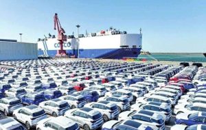 تکذیب خبر تغییر تعرفه ۱۰۰ درصدی واردات خودرو تکذیب خبر تغییر تعرفه ۱۰۰ درصدی واردات خودرو