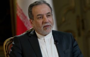 دستور عراقچی برای مساعدت به اتباع ایرانی در استانبول دستور عراقچی برای مساعدت به اتباع ایرانی در استانبول