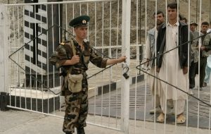 اخراج اجباری پناهجویان افغان از تاجیکستان ادامه دارد اخراج اجباری پناهجویان افغان از تاجیکستان ادامه دارد