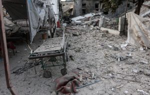 Israelis bomb critical Gaza hospital