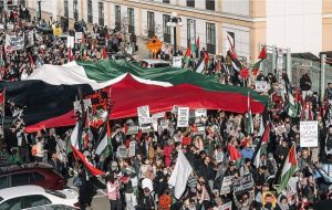 Global voices unite for Gaza in mass demonstrations Global voices unite for Gaza in mass demonstrations