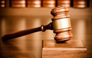 سریال سووشون به دلیل نداشتن مجوز توقیف شد سریال سووشون به دلیل نداشتن مجوز توقیف شد