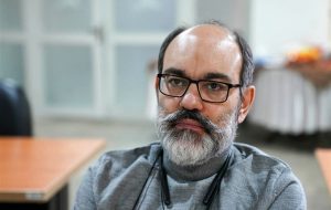 منتقد و تعریف نقد به دلیل رشد رسانه ها تغییر کرده است منتقد و تعریف نقد به دلیل رشد رسانه ها تغییر کرده است