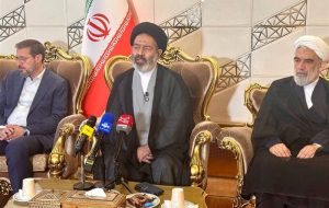 نماینده ولی فقیه در امور حج عازم مدینه شد نماینده ولی فقیه در امور حج عازم مدینه شد