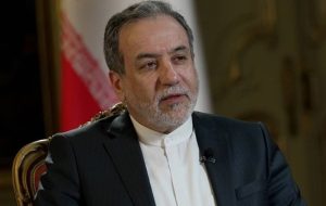 عراقچی: پرونده ترور شهید سلیمانی مراحل قانونی را طی می کند