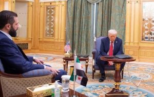 ترامپ به جولانی: باید اسرائیل را به رسمیت بشناسی! ترامپ به جولانی: باید اسرائیل را به رسمیت بشناسی!