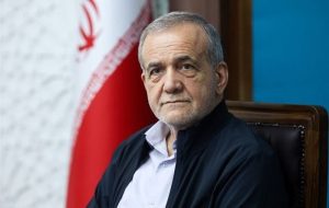پزشکیان: جذب سرمایه و احداث نیروگاه های خورشیدی تسریع شود
