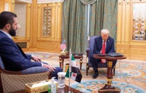تحلیلگر صهیونیست:باید فقط به فکرگرفتن امتیاز از جولانی باشیم تحلیلگر صهیونیست:باید فقط به فکرگرفتن امتیاز از جولانی باشیم