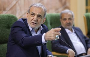 انتقاد رئیس جمهور از مهاجرت نخبگان/ شما باید ایران را بسازی! انتقاد رئیس جمهور از مهاجرت نخبگان/ شما باید ایران را بسازی!