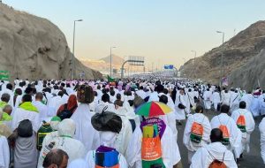 هشدار عربستان به حجاج؛ از خوابیدن در محوطه ها خودداری کنید
