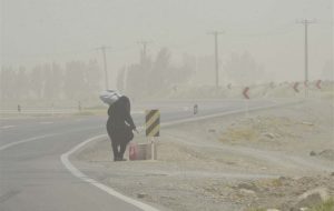 شرایط «آخرالزمانی در سیستان»/ نفس ها به شماره افتاد! + فیلم