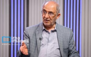 حسین علائی: دیپلماسی حتی در بدترین شرایط هم کمک‌ بزرگی به کشور می‌کند
