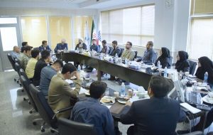 نشست گفتگوی نخبگان با حضور رئیس سازمان فضایی برگزار شد نشست گفتگوی نخبگان با حضور رئیس سازمان فضایی برگزار شد