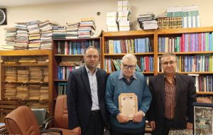 تقدیر رئیس سازمان بسیج علمی از چهره ماندگار فیزیک ایران