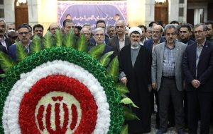 تجدید میثاق دانشگاهیان با آرمانهای امام خمینی (ره) تجدید میثاق دانشگاهیان با آرمانهای امام خمینی (ره)