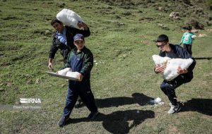 Varf Chal: Larijan people celebrate ‘snow storing’ ceremony Varf Chal: Larijan people celebrate ‘snow storing’ ceremony