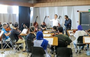 Tehran Film Music Symphony Orchestra to debut at Vahdat Hall Tehran Film Music Symphony Orchestra to debut at Vahdat Hall