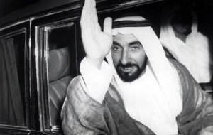 اقتصاد امارات چگونه به نقطه پررونق کنونی رسید؟/ شیخ زاید بن سلطان آل نهیان کیست؟ اقتصاد امارات چگونه به نقطه پررونق کنونی رسید؟/ شیخ زاید بن سلطان آل نهیان کیست؟