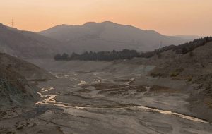 علیه مافیای آب؛ ژیژک از بحران تهران به مثابه نمونه ای از بحران جهانی می‌گوید / هنگامی که کمونیسم ابتدایی تنها نیاز جهان است